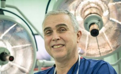 Проф Никола Владов – началник на Клиниката по чернодробно панкреатична хирургия