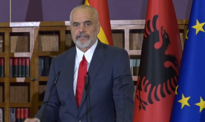 Премиерът на Албания Еди Рама разказа на среща в университета