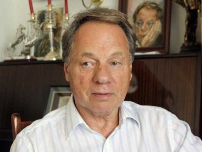 Почина създателят на руската телевизия Олег Попцов