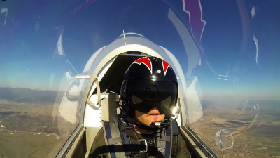 Български пилот подобри световен рекорд на Гинес Капитан Николай Калайджиев