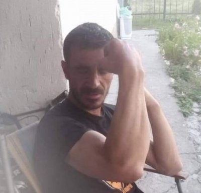 Полицията още издирва мъжа вилнял с брадва в българския клуб