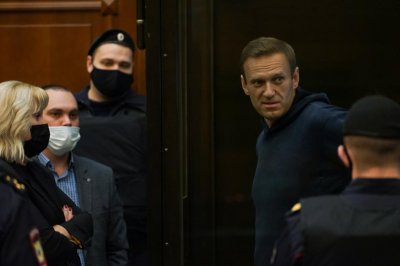 Руският опозиционен лидер Алексей Навални излежаващ присъда в лагер разположен в
