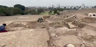 Перуански археолози откриха осем скелета в предполагаемо гробище от колониалната