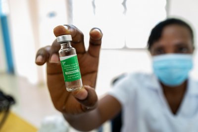 Индийският производител на ваксини Serum Institute of India SII унищожи