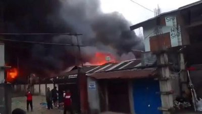 11 жертви след пожар в училище за незрящи в Африка
