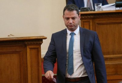 Бившият енергиен министър от кабинета на ГЕРБ Делян Добрев се