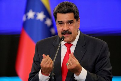 Изолацията на Мадуро отслабва