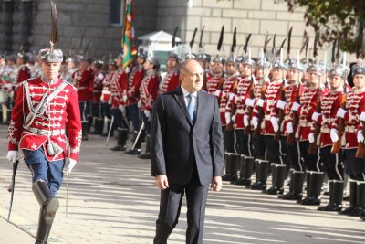 Президентът Румен Радев приветства българите по случай Деня на народните