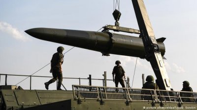 Белият дом обвини Северна Корея че тайно изпраща боеприпаси на