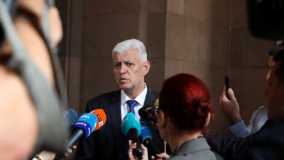 Министър Димитър Стоянов благодари на народните представители за подкрепата на