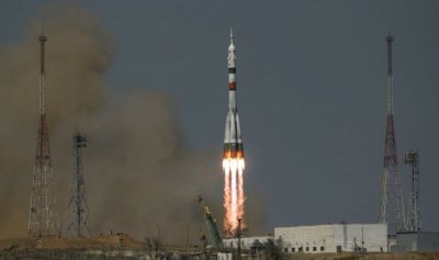 Русия изстреля ракета Союз носеща военен сателит в Космоса Това