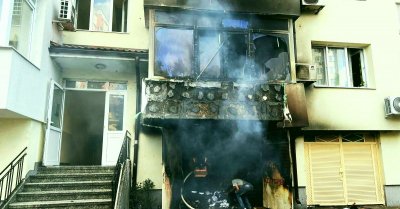 Пожар лумна в жилищен блок в центъра на Шумен и