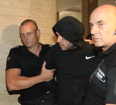По случая Семерджиев тече разследване срещу поне 30 пътни полицаи