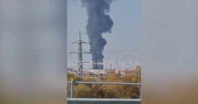 Голям пожар избухна в София (ВИДЕО)