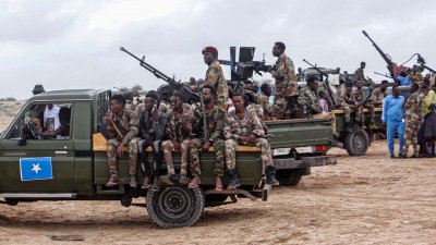 Ислямисти са нападнали база на сомалийски военни