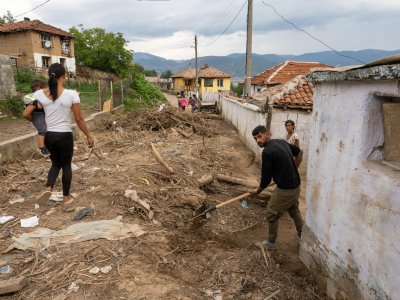 Позор: Парите от даренията не стигнаха до наводнените карловски села 