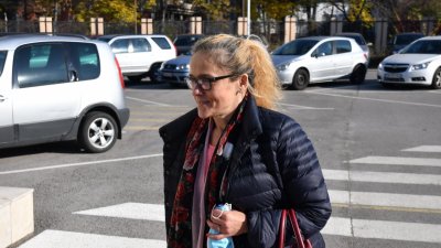 Десислава Иванчева си тъси работа в Сливен, за да намали престоя си в затвора