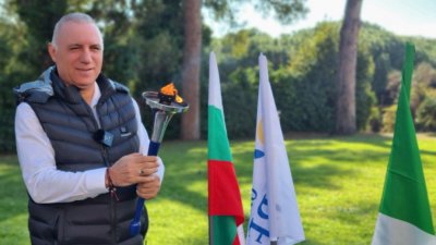 Легендата на българския футбол Христо Стоичков подкрепи благородна инициатива в
