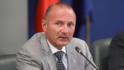 Министърът на енергетиката Росен Христов не очаква да има повишаване