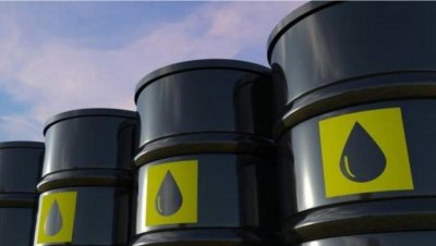 Русия повишава експортните мита на петрола от декември