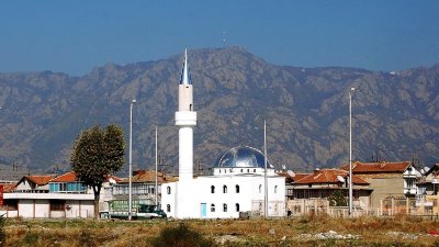Откраднаха тонколоните на джамията в Сливен