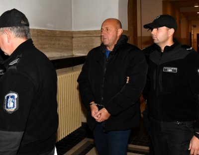 Окончателно: Граничният шеф Янко Серафимов, взел подкуп, остава в ареста