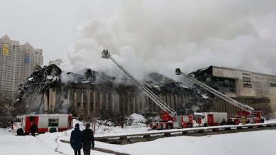 Седем жертви на пожар в Москва