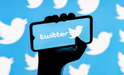 Компанията Twitter закрива своите офиси до понеделник съобщава изданието Бизнес