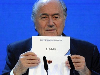 Как Катар и Франция сключиха тайна сделка и излъгаха футболния свят