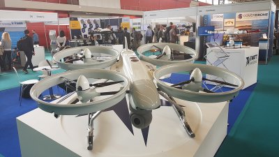 ЕС ще развива пазара на дронове за търговски цели