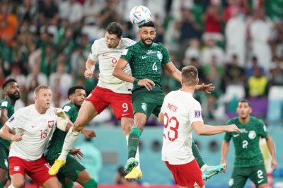 Полша победи Саудитска Арабия с 2 0 в мач от втория
