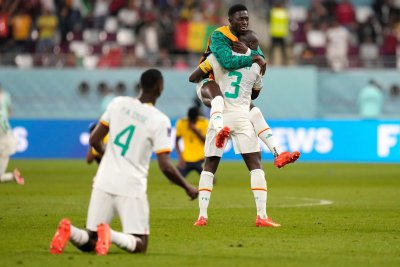 Сенегал победи Еквадор с 2 1 в мач от група А