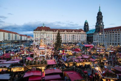 Коледният базар в Прага се завърна след две години прекъсване