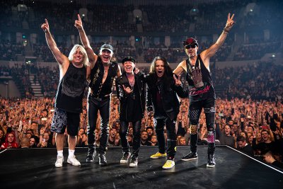 Scorpions е първата група която се включва в третото издание