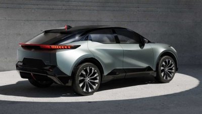 „Тойота“ представи стилен електрически кросоувър