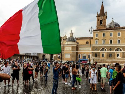 Населението на Италия спадна под 59 милиона души