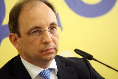 Николай Василев: Само политически шарлатани са против еврото