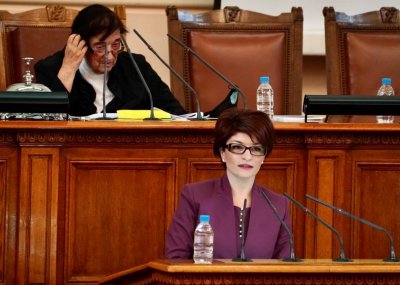 Десислава Атанасова: ГЕРБ и ДБ може да са гръбнакът на бъдещо правителство