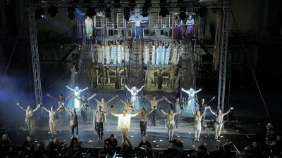 Знаменитата рок опера Исус Христос суперзвезда поставена в Пловдивската опера