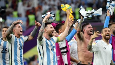 Аржентина би в исторически мач за Меси