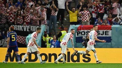Хърватия сломи Япония след дузпи и е четвъртфиналист на световното