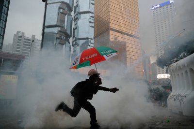 Полицията забранява, Хонгконг не се подчинява