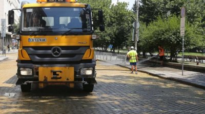 Утре затварят жълтите павета