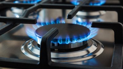 ЕК предлага таван на цената на газа от 220 евро