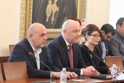 Габровски отряза Янев за министерски кресла, ще правят конституционно мнозинство