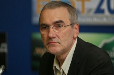 Иван Бакалов, журналист