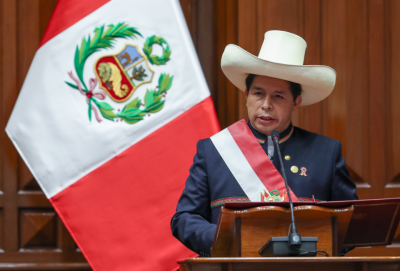 Арестуваха президента на Перу