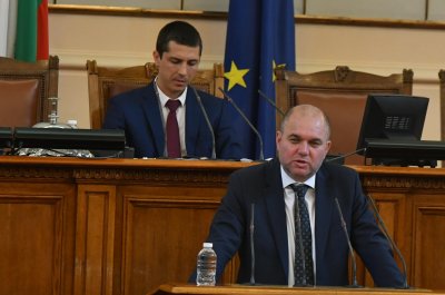 Владислав Панев: Третият мандат ще бъде даден към средата на януари