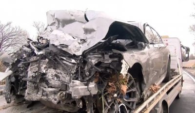 В тежко състояние е 45 годишният шофьор който пострада при катастрофата