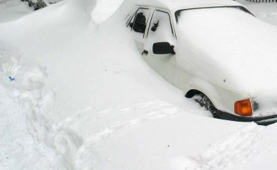 Снежни бури във Великобритания, Полша и Финландия, наводнение в Португалия